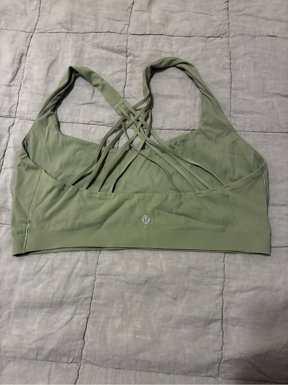 lululemon athletica Strappy Crossback Sports Bra in Sage. L/XL